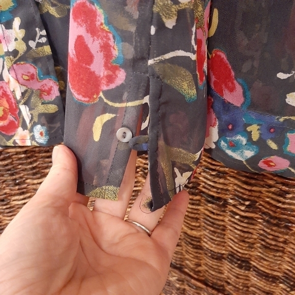 Kut From The Kloth Blouse Women's Medium Gray Semi Sheer Floral Boho Cottagecore - Picture 6 of 10